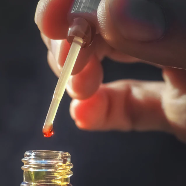 Durriyah Attar Perfume Oil - Image 3